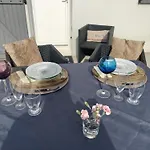 La Trimouillaise לינה וארוחת בוקר *