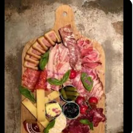 Oda ve Kahvaltı La Trimouillaise La Trimouille