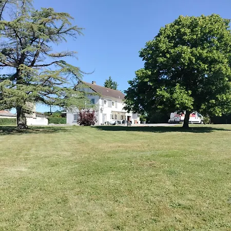 Oda ve Kahvaltı La Trimouillaise La Trimouille